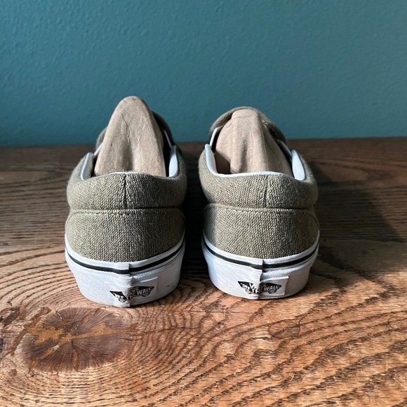 Van's Slip Ons Neutral Dusty Olive/Taupe Tone Women's Size 7 Men's Size 5.5 - Picture 5 of 6